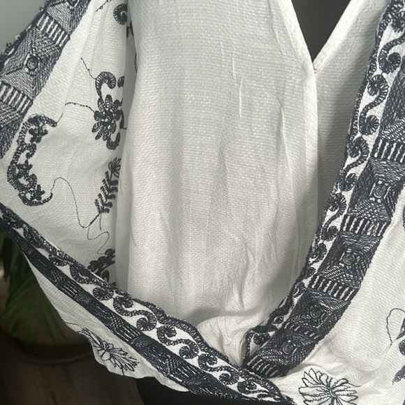 TRY b blouse - Picture 4 of 10